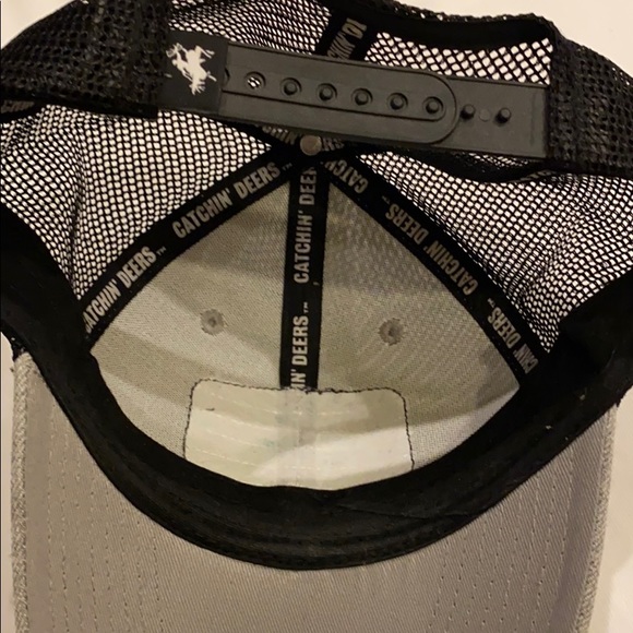 Men Catching Dears Lot of 4 Hats - Picture 5 of 9